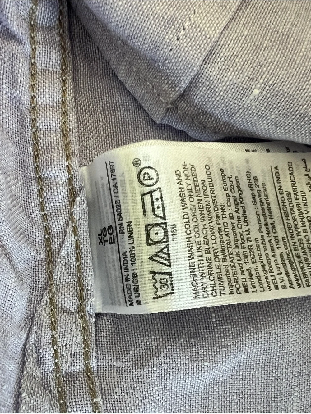 Banana Republic Men's Light Lavender Linen Button-Up Shirt